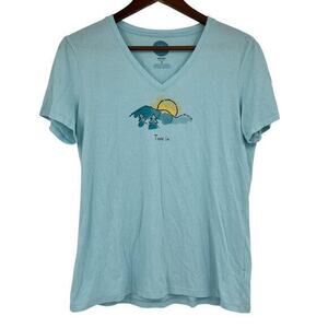 Life is Good short sleeve classic fit v-neck t-shirt tune in sun & trees medium